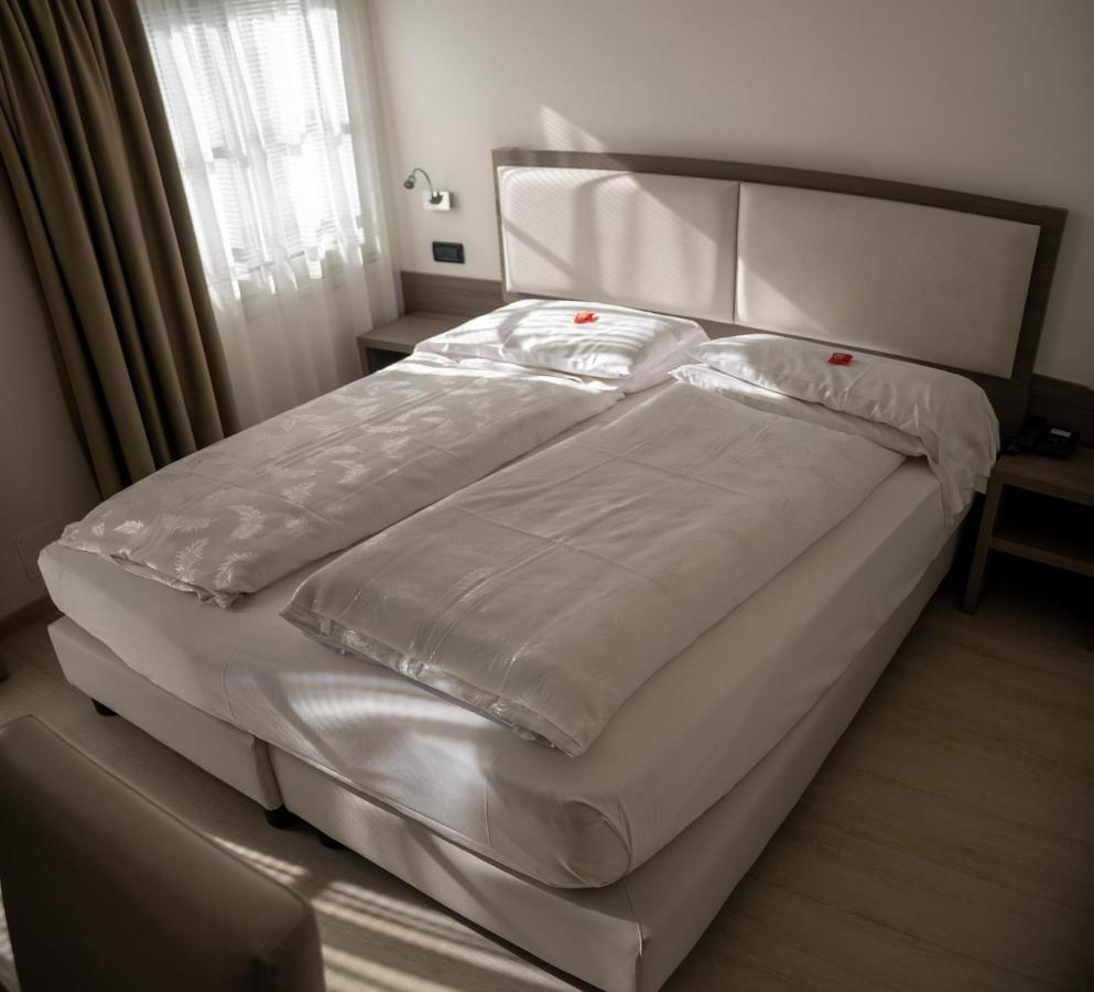 Hotel Garni Villa Fontana Trento Eksteriør bilde