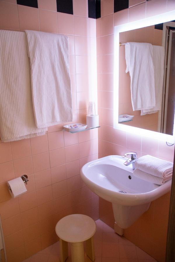 Hotel Garni Villa Fontana Trento Eksteriør bilde