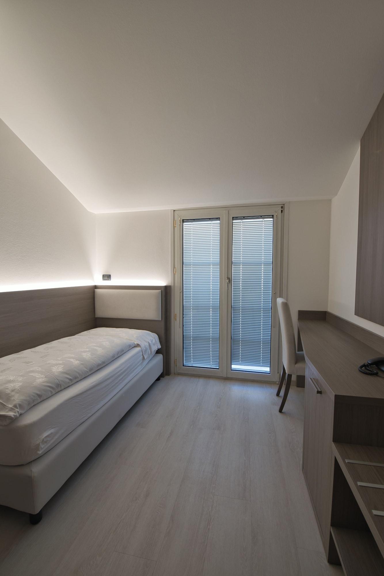 Hotel Garni Villa Fontana Trento Eksteriør bilde