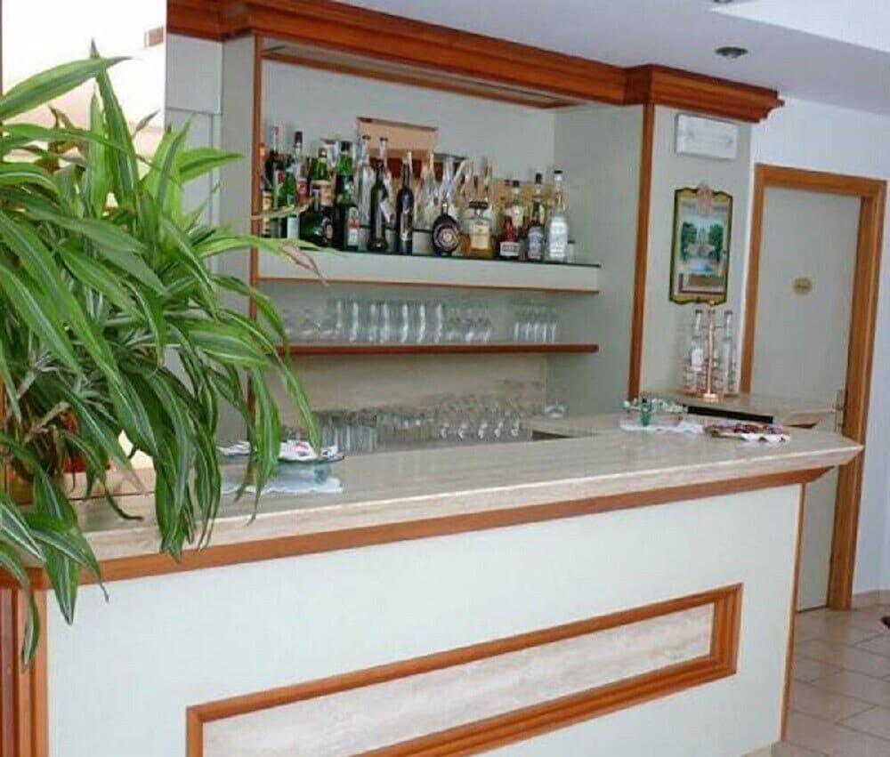 Hotel Garni Villa Fontana Trento Eksteriør bilde