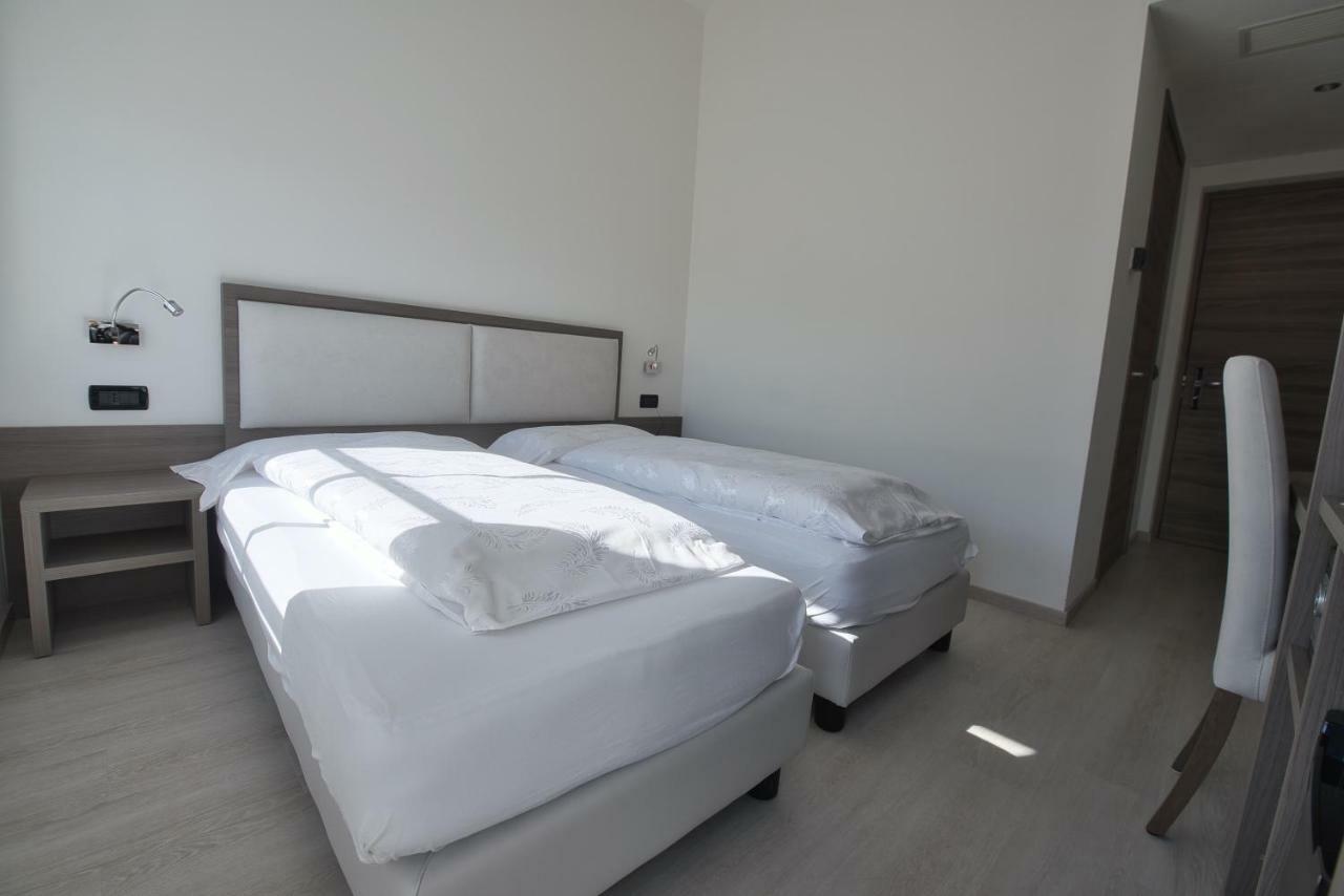 Hotel Garni Villa Fontana Trento Eksteriør bilde
